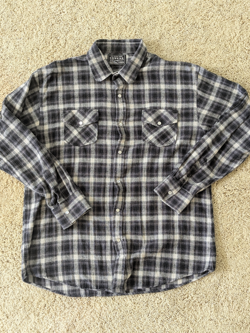 Soft Gray Plaid Button-Down Shirt - Men's Casual Flannel